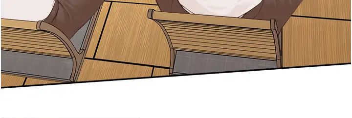 工做狂女上司第36话-在楼梯间密会