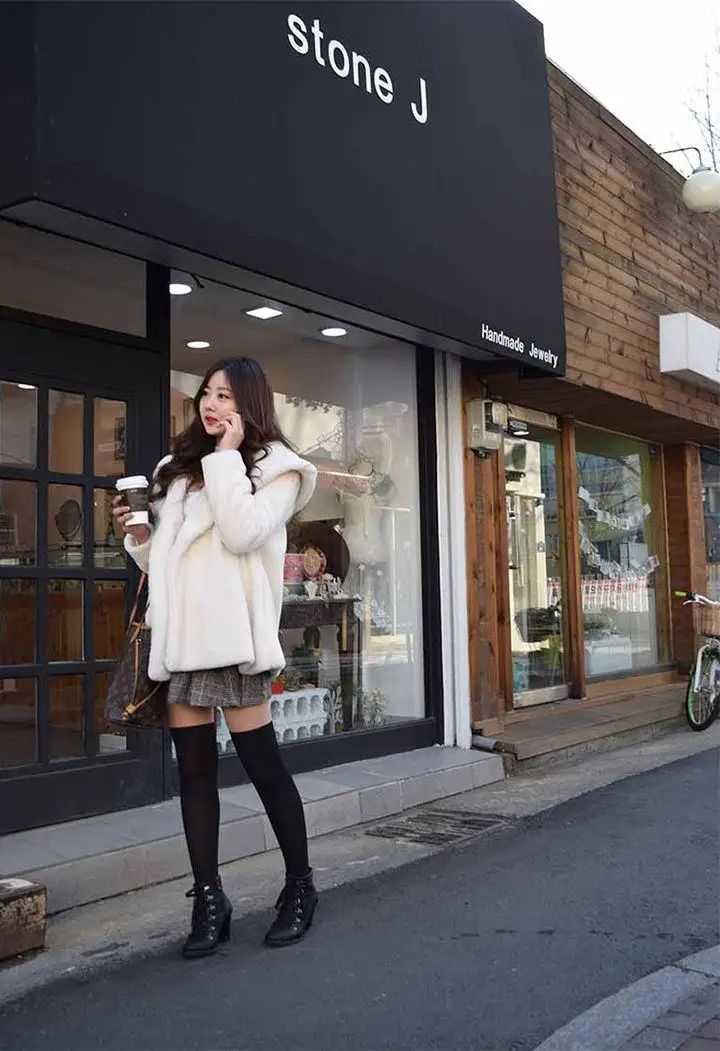 意外的邂逅[真人漫画]第1话-大街约炮日