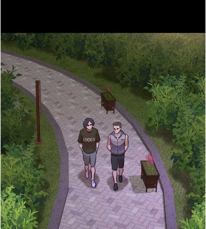 韶恩第52話-多人圍觀的戶外裸露