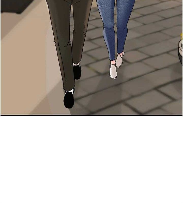 岳母為何那樣第56話-乳溝間散發出的誘人體香