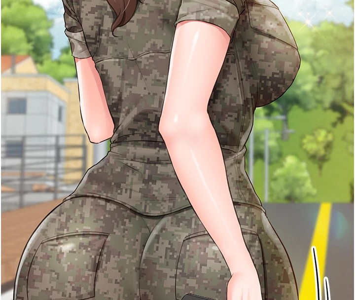 報告女班長:一根突起第1話-女軍部隊唯一的男兵