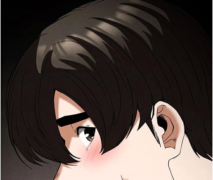 末日鵰堡第33話-被強扯絲襪的少女世熙