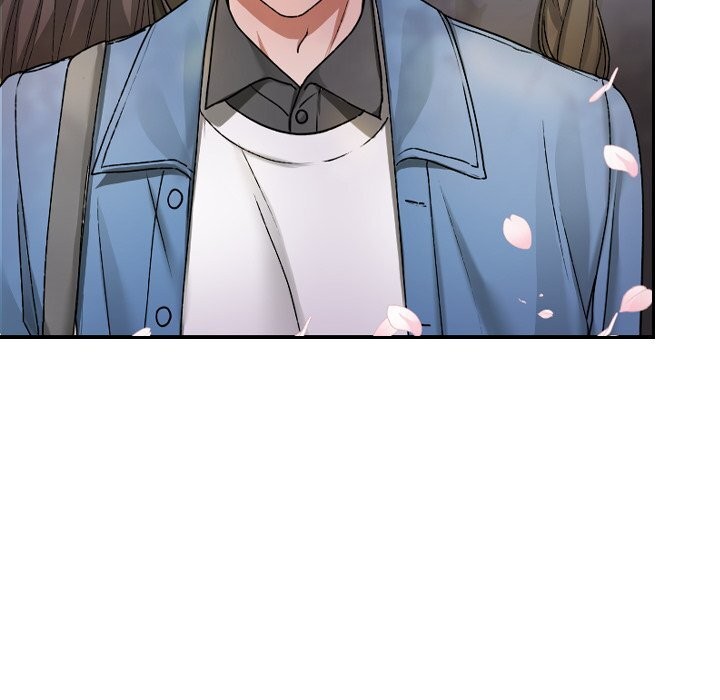 校花的双面生活第1话