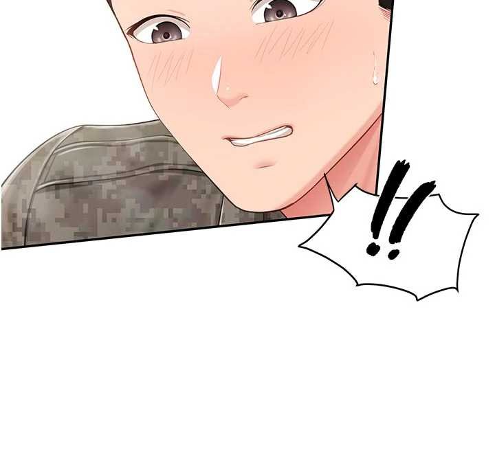 报告女班长:一根突起第22話-刺激的軍中做愛