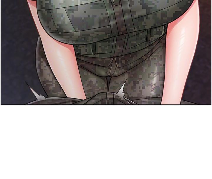 報告女班長:一根突起第29話-訓練中發情的女兵們