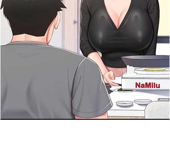 报告女班长:一根突起第47話-又大又軟的胸部&hellip;