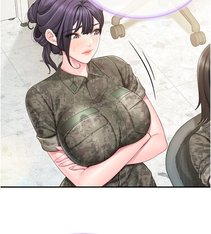 報告女班長:一根突起第66話-新兵的計畫
