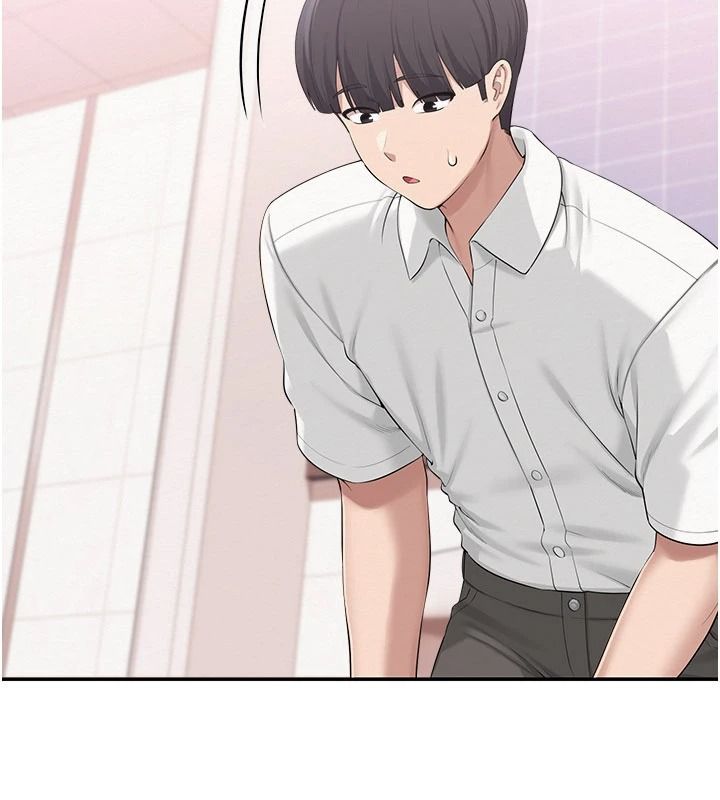 校園成人禮第57話-躲在男廁親密接觸